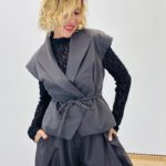 Blazer sans manches ceinturé