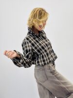 Chemise col victorien à carreaux – Image 4