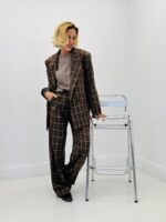 Blazer carreaux avec épaulettes – Image 4