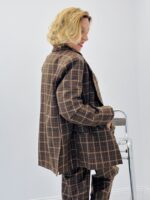 Blazer carreaux avec épaulettes – Image 3