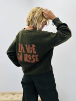 Pull brodé La Vie En Rose – Image 8
