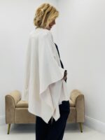 Cape en Viscose – Image 9