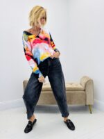 Pull artistique multicolore – Image 3
