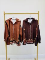 Chemise imprimée satinée - Marque JOEY&JOEY – Image 2