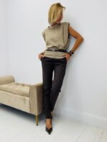 Top avec épaulettes smocké à la taille – Image 8