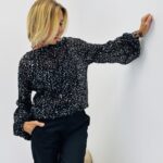 Pull filet détail sequins