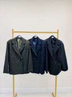 Veste blazer oversize rayée avec épaulettes - Marque CORNER – Image 2