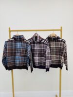 Veste à carreaux col montant – Image 2