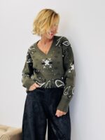 Pull col V motif cachemire – Image 7