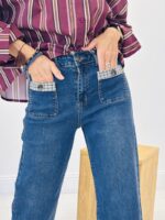 Jean coupe wide leg détail poches carreaux – Image 3