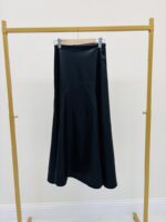 Jupe simili cuir à godet – Image 2