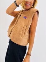 Gilet Sans Manches en Maille Teddy – Image 5