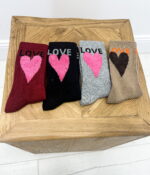 Chaussettes “Love & Cœur” – Touche fun et cocooning