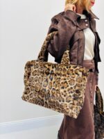 Sac Cabas en fausse fourrure imprimé léopard – Image 6