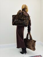 Sac Cabas en fausse fourrure imprimé léopard – Image 7