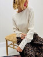 Pull en Maille Viscose avec détails boutonnés – Image 4