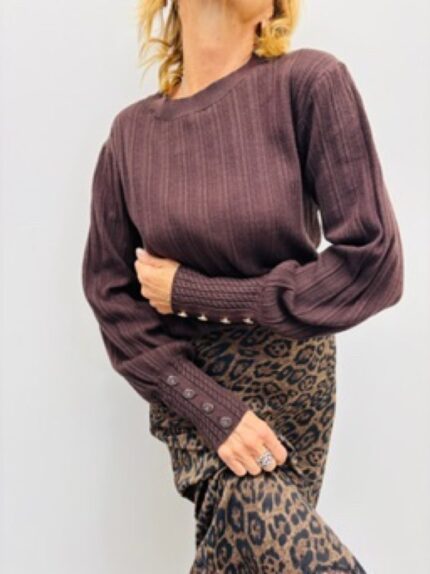 Pull en Maille Viscose avec détails boutonnés