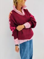 Pull Col V brodé – Image 4