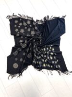 Écharpe Chana multi-imprimés – Douce, chaude et stylée – Image 3