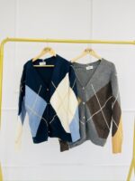 Gilet à Carreaux Géométriques – Image 2