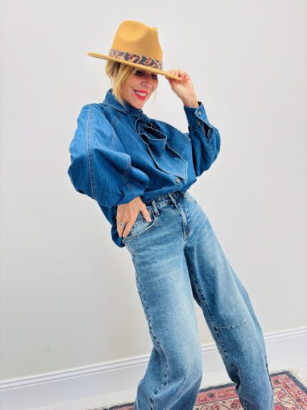 Chemise en Jean avec lavallière