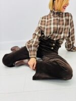 Pantalon en Velours côtelé à boutons dorés – esprit rétro chic – Image 7