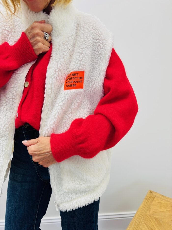 Gilet Sans Manches en moumoute – Image 1