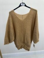 Pull doux col V moelleux oversize – Image 5