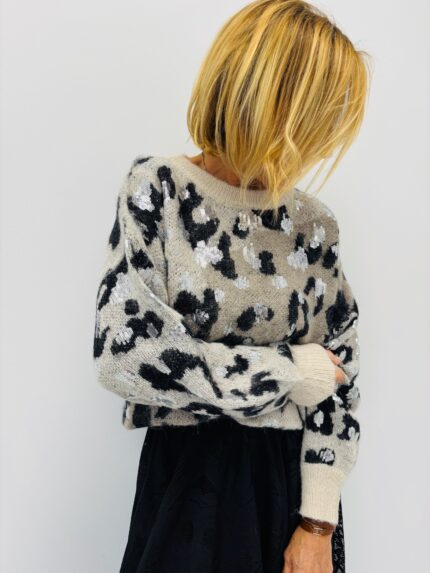 Pull Motif léopard à sequins