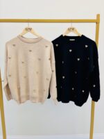 Pull doux à bijoux cœur dorés – Esprit chic & romantique – Image 2