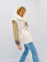 Gilet Reversible Sans Manches en fausse fourrure – modèle par FREDA – Image 7
