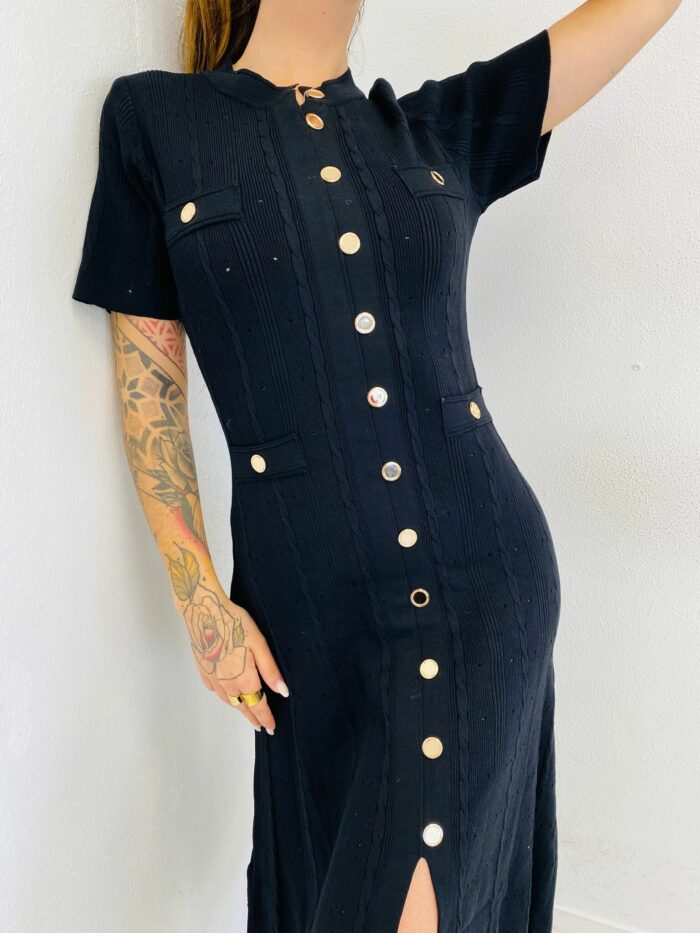 Robe Structurée à boutons dorés – Image 6