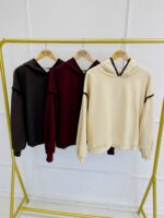 Pull à Capuche avec Finitions Contrastées – Image 2