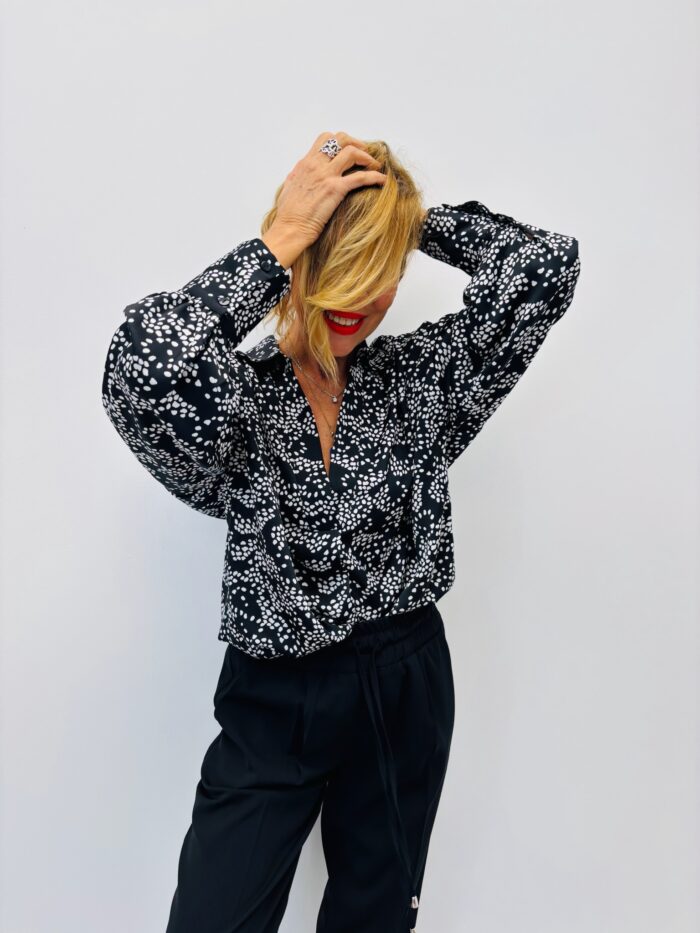 Blouse Imprimée Pois Abstraits – Marque EMA BLUE’S – Image 3