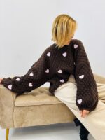 Pull Moelleux Cœurs en relief – Image 3