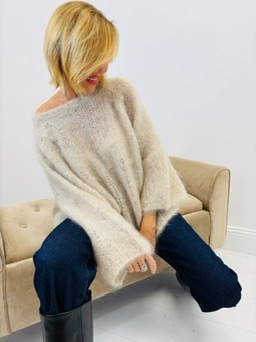 7B53203C-7DBC-4A49-BD87-8CABE339BBA6_4_5005_c Pull Mohair italien – douceur et éclat 🇮🇹 – Image 8