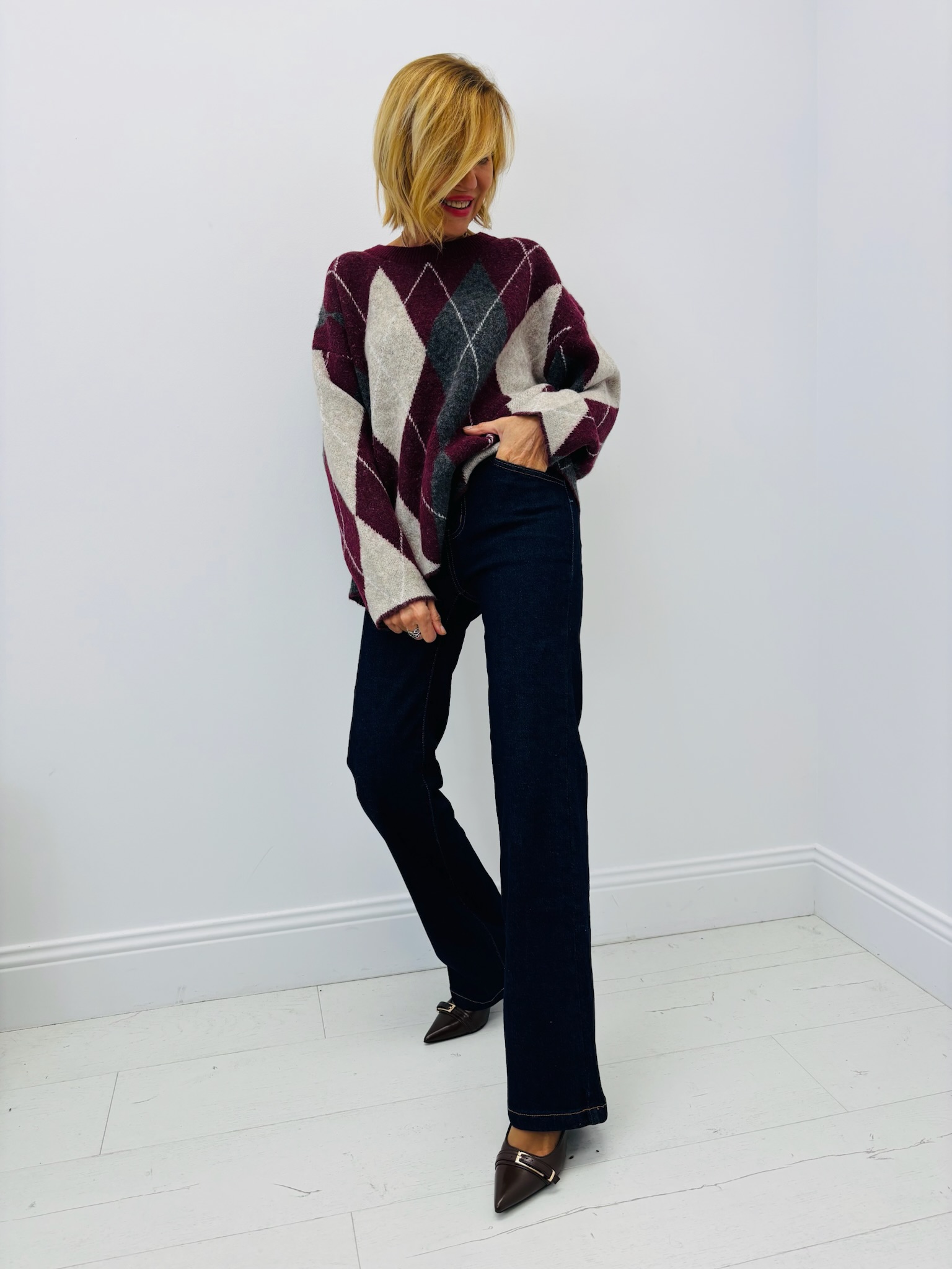 89792169-5CF1-48E8-8C9E-4311674E9BC8 Jean Leslie Fit – Coupe droite confortable – Image 4