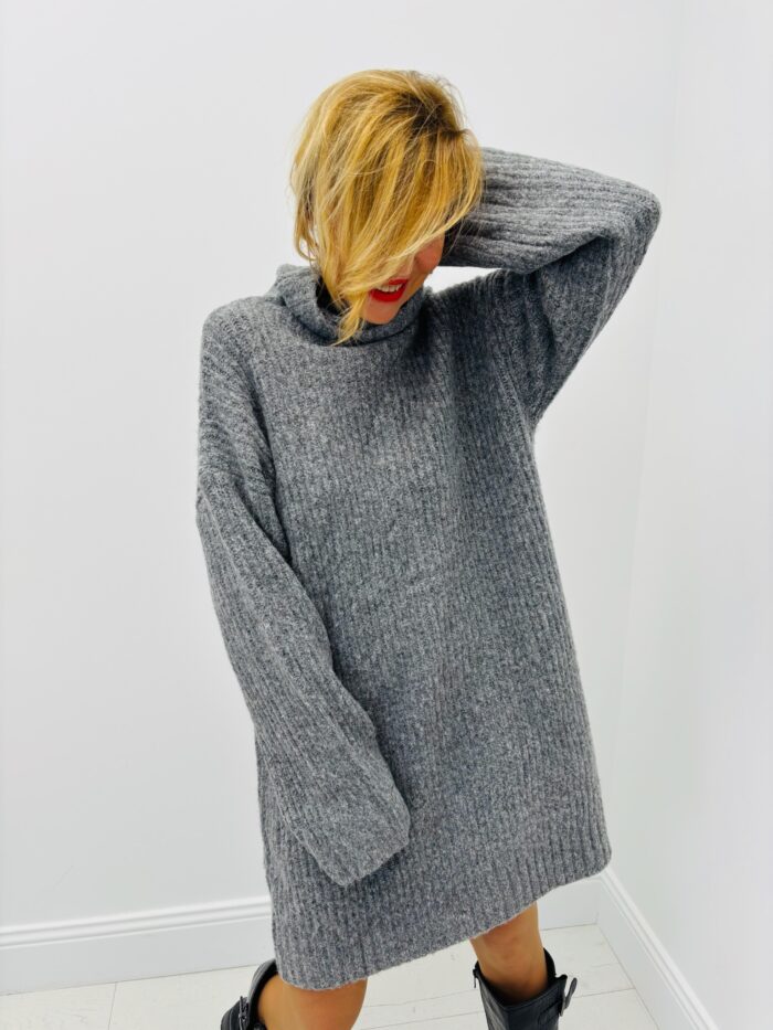 Robe Pull col Roulé côtelée – Image 1