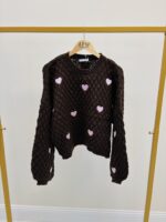 Pull Moelleux Cœurs en relief – Image 2