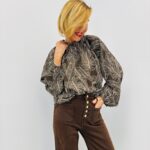 Blouse Imprimée feuillage – Élégance fluide et naturelle