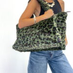 Sac en Fausse Fourrure motif léopard – Douceur et tendance sauvage