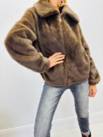 Veste en Fausse Fourrure – Image 9