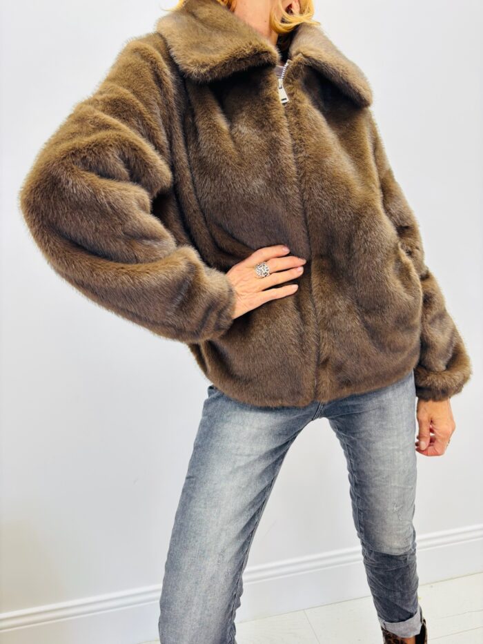 Veste en Fausse Fourrure – Image 9