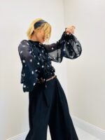 Blouse en Voile transparent à pois – Élégance aérienne – Image 3