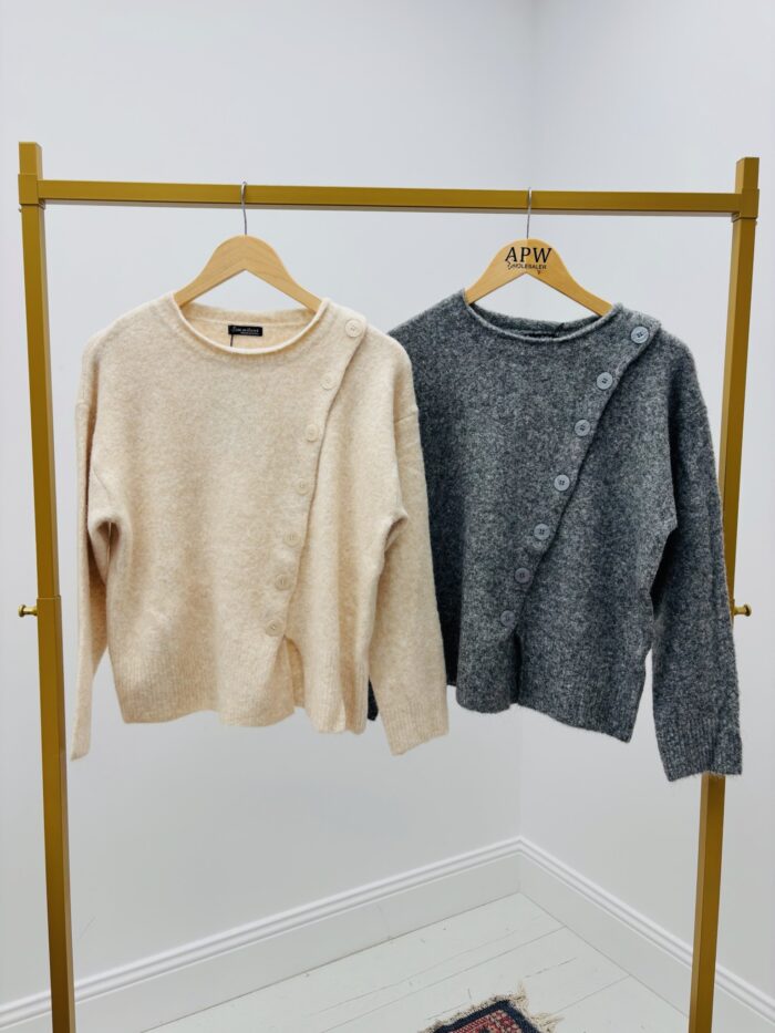 Pull Boutonné Asymétrique – Image 2