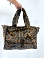 Sac en Fausse Fourrure motif léopard – Douceur et tendance sauvage – Image 5