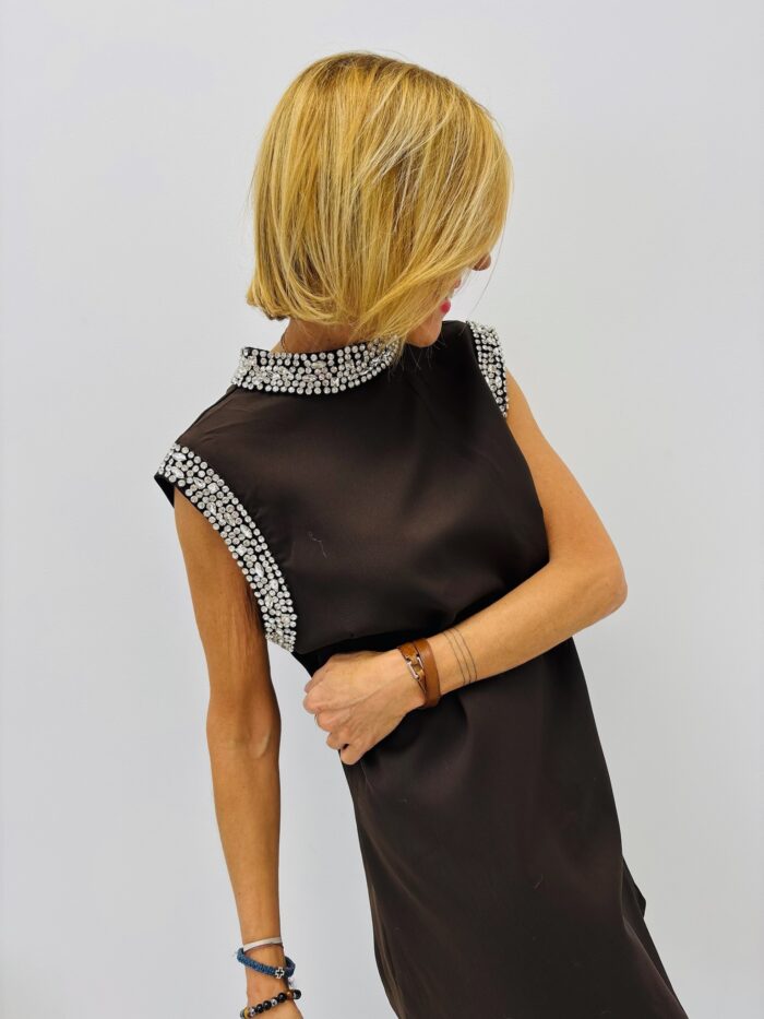 Robe Chic à Col perlé – Image 1