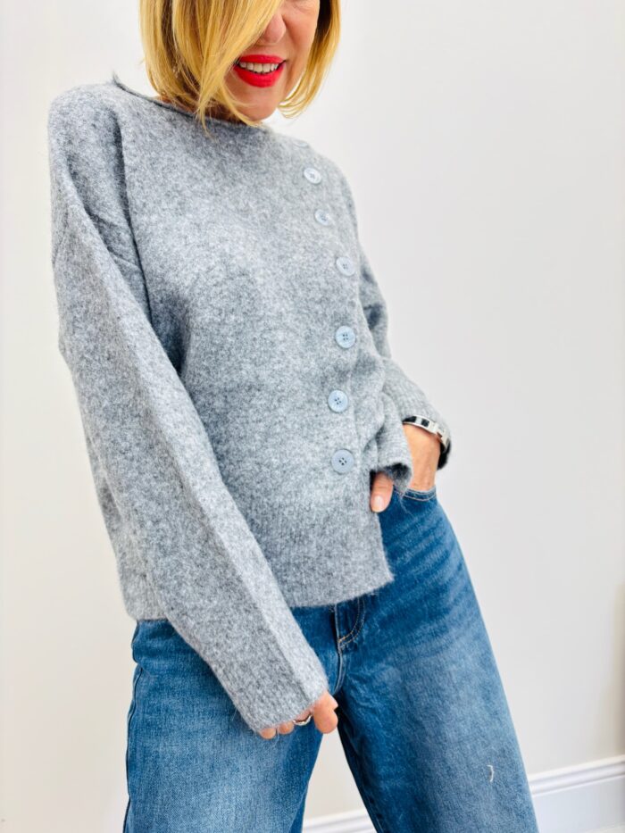 Pull Boutonné Asymétrique – Image 4