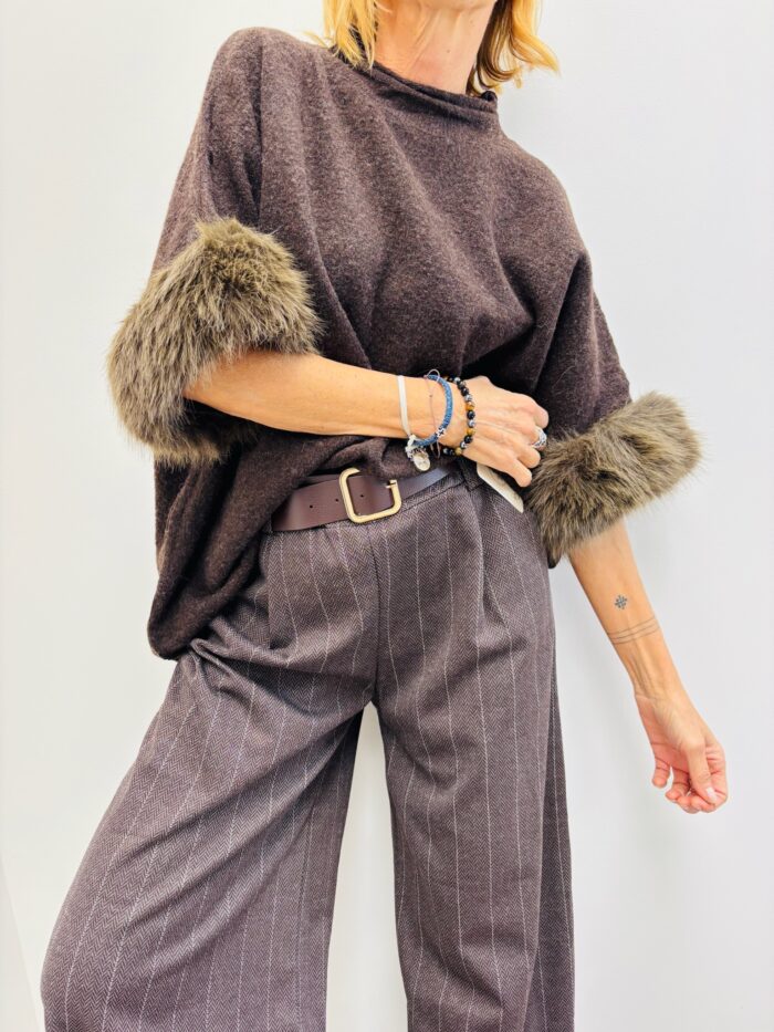 Pull Manches 3/4 à fausse fourrure amovible – Image 1