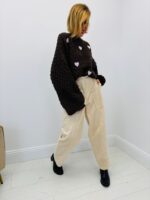 Pull Moelleux Cœurs en relief – Image 4